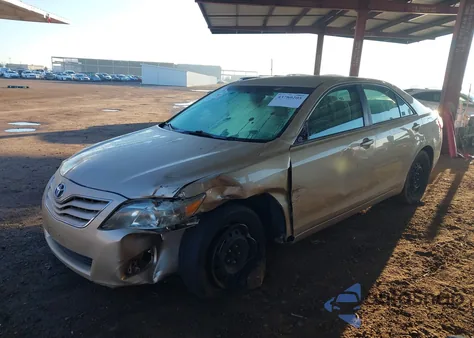 2011 Toyota Camry Le z USA, uszkodzony, nr VIN 4T1BF3EK6BU188713